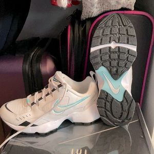 Nike air 6.5 women
